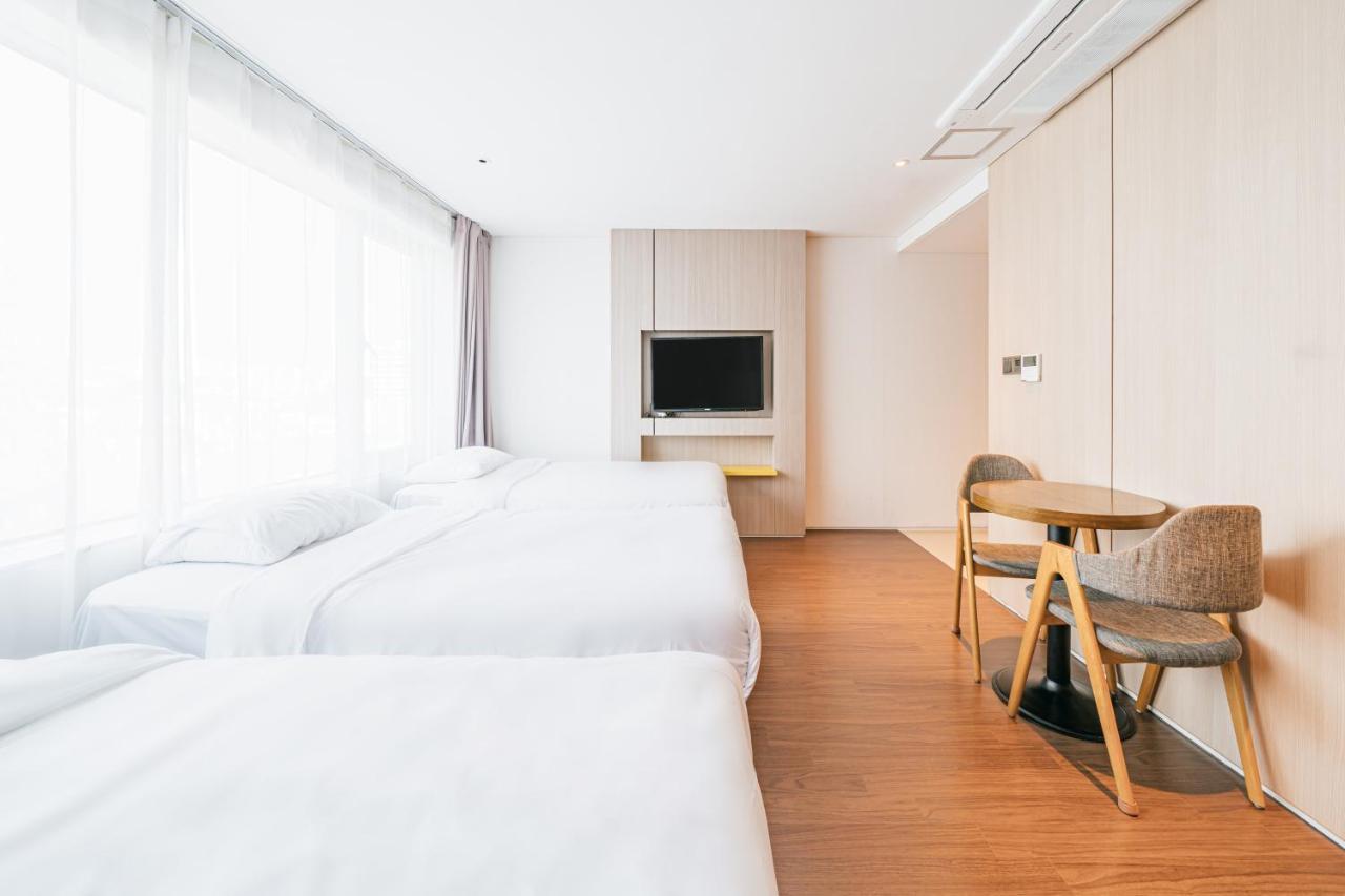 First70 Hotel Seogwipo Exterior foto