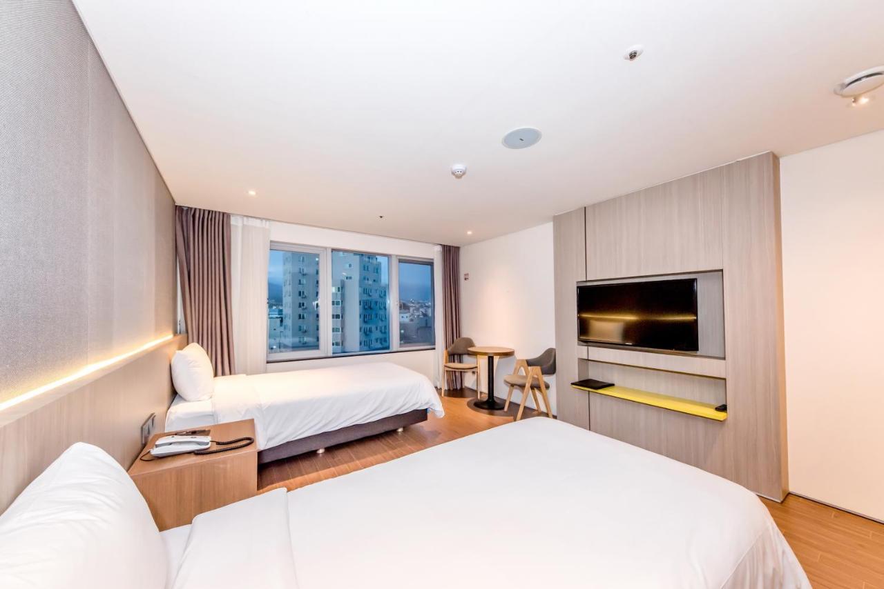 First70 Hotel Seogwipo Exterior foto